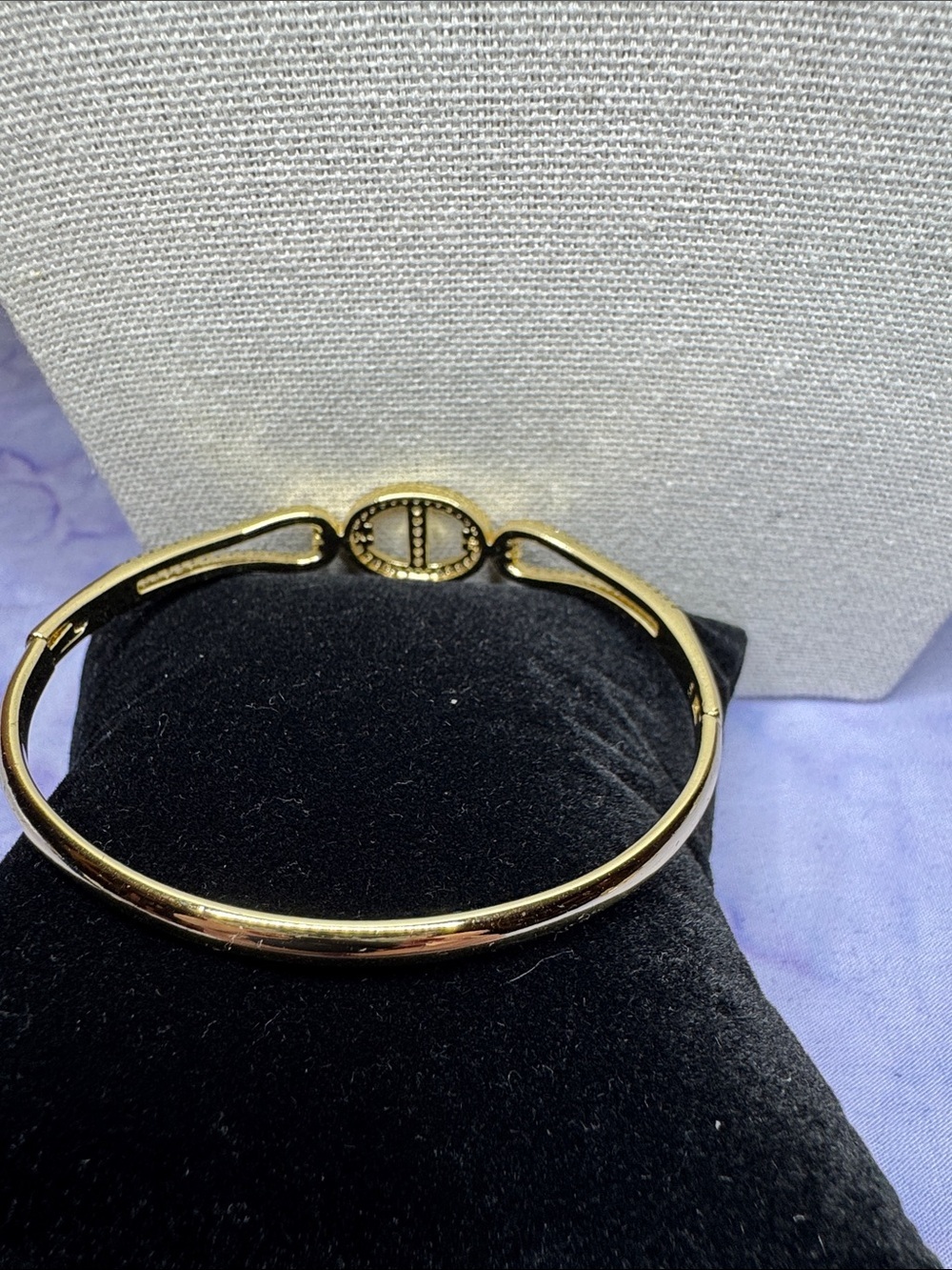 Gold Crystal Link Bracelet - Women's Fashion Jewelry - NWOT - Picture 2 of 4